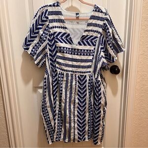 Old Navy White and Blue Patterned Plus Size Swing Dress - XXL